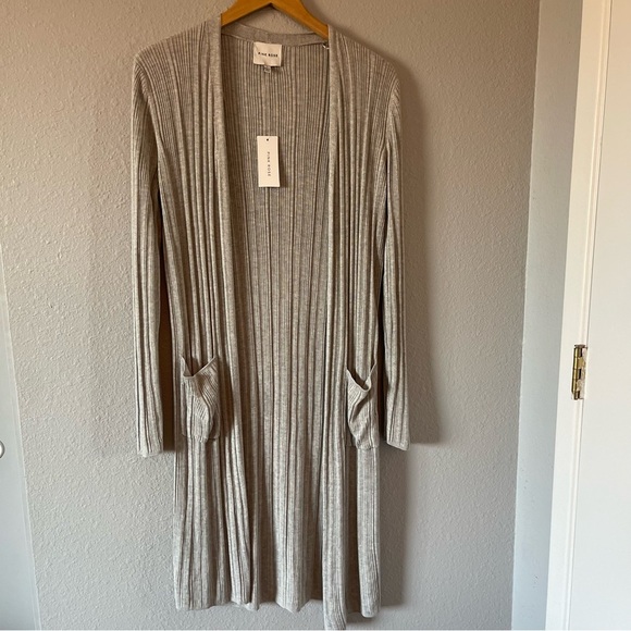 NWT Pink Rose Gray Ribbed Long Cardigan with Pockets Women's Size Small - Picture 1 of 6